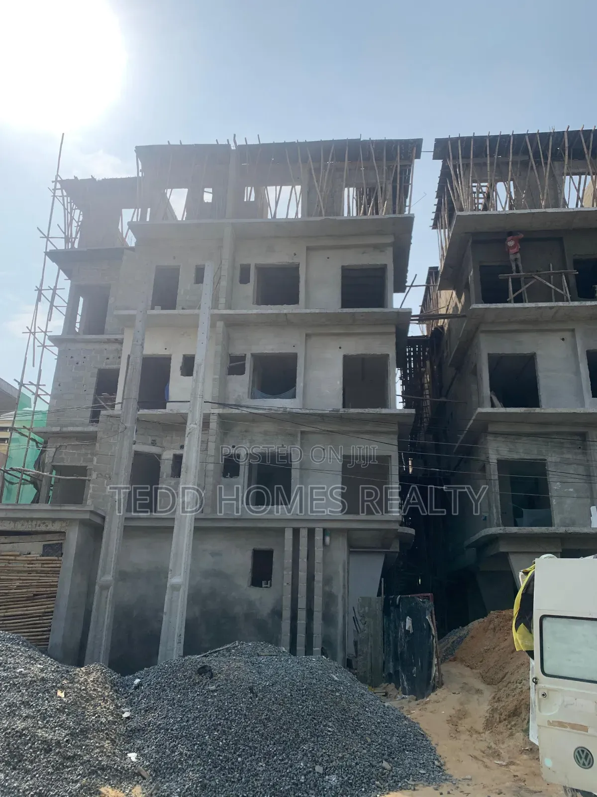 2bdrm Apartment in Off Admiralty Way, Lekki Phase 1 for sale in Lekki Phase 1