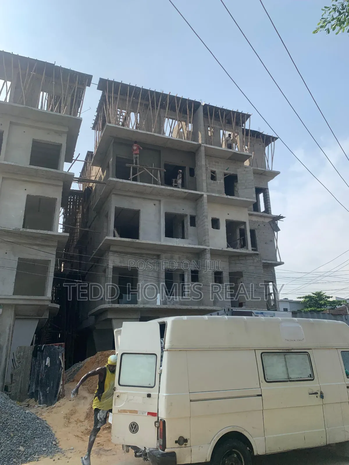 2bdrm Apartment in Off Admiralty Way, Lekki Phase 1 for sale in Lekki Phase 1