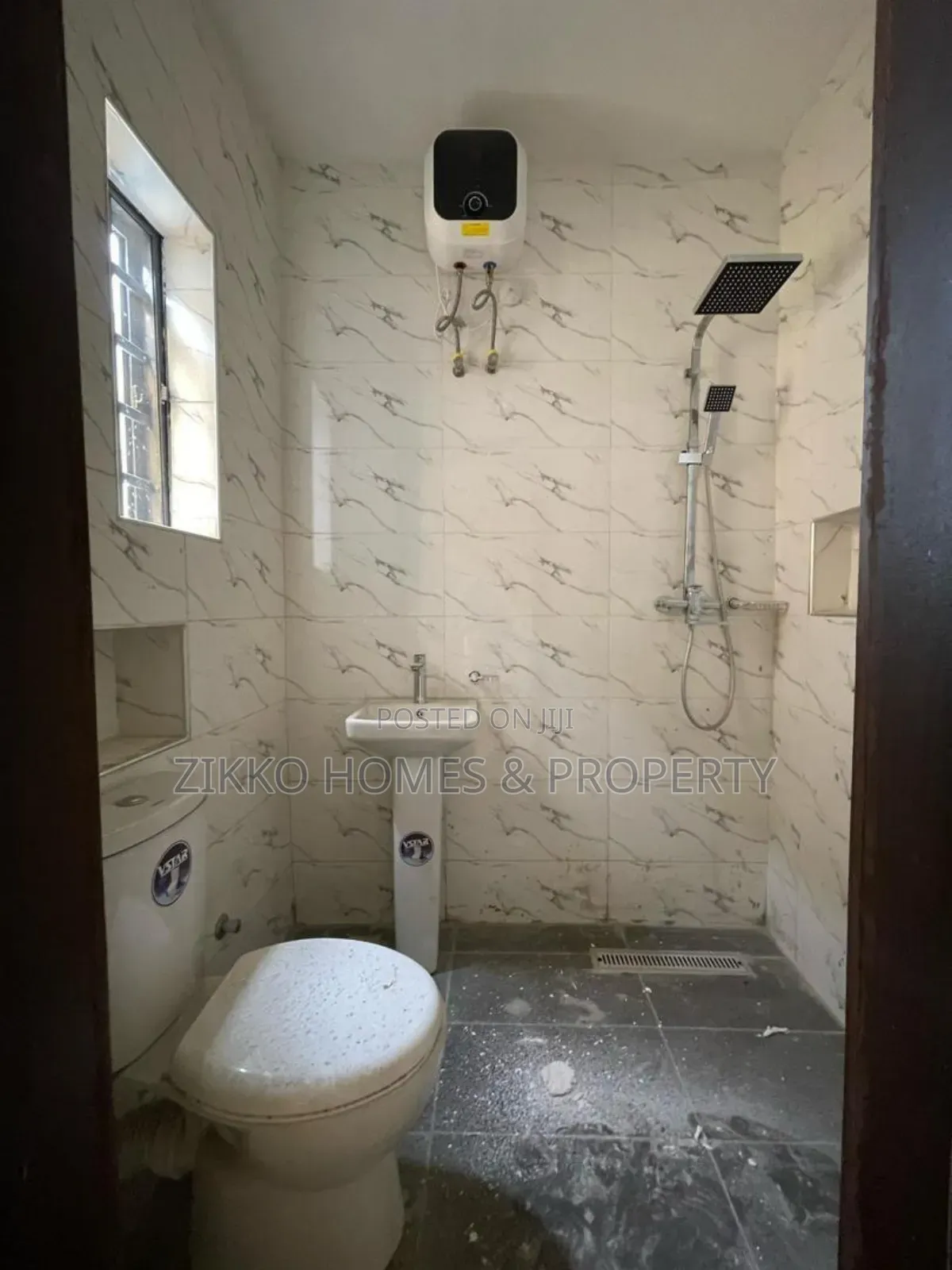 3bdrm Townhouse/Terrace in Ikota, Lekki for sale in Lekki