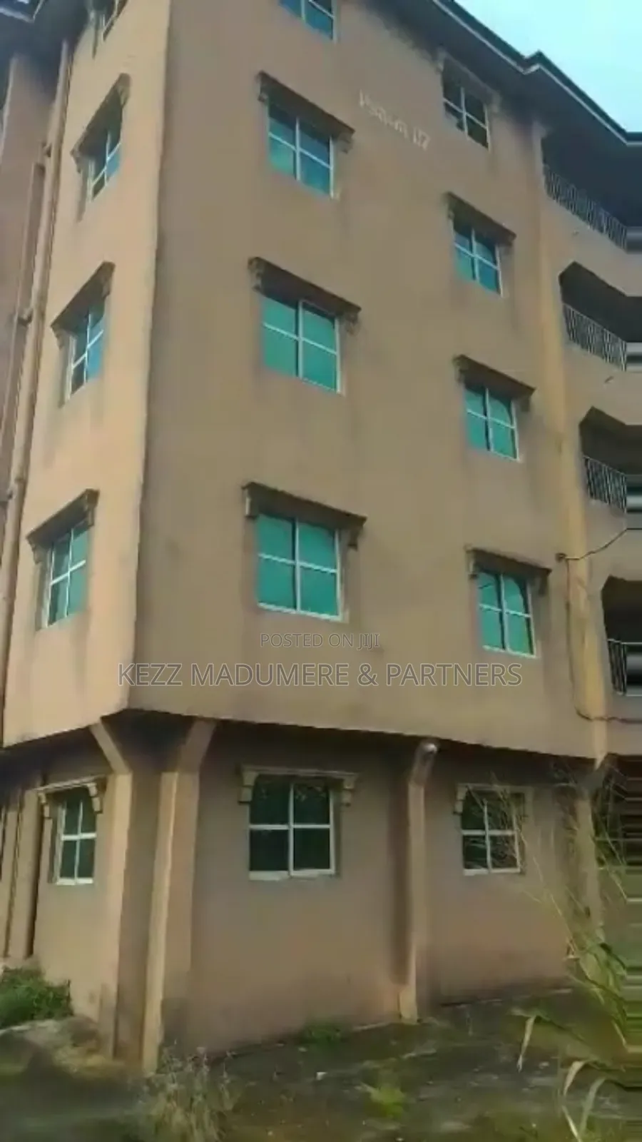 10bdrm Block of Flats in Near Osisioma for sale in Aba North
