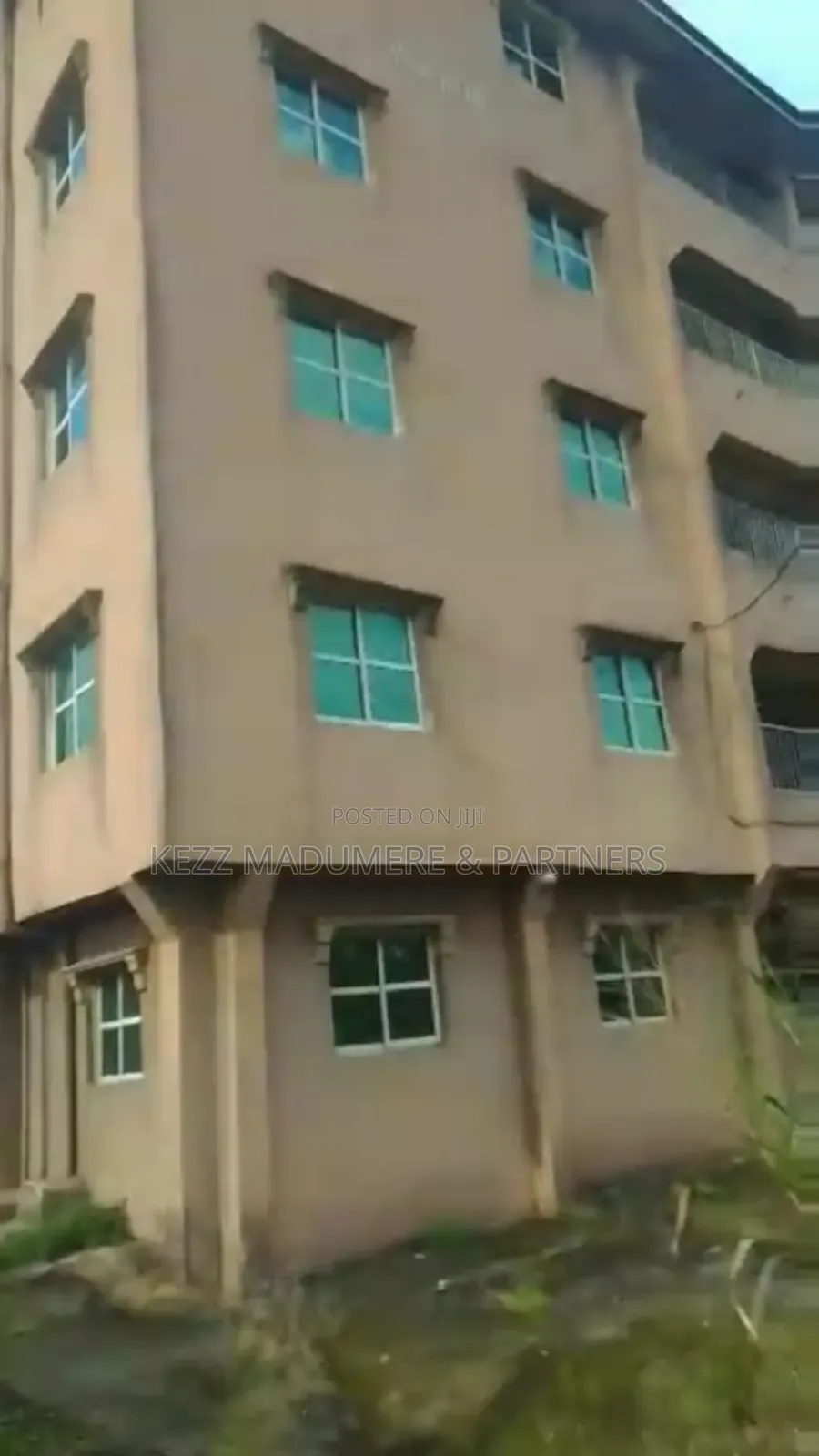 10bdrm Block of Flats in Near Osisioma for sale in Aba North