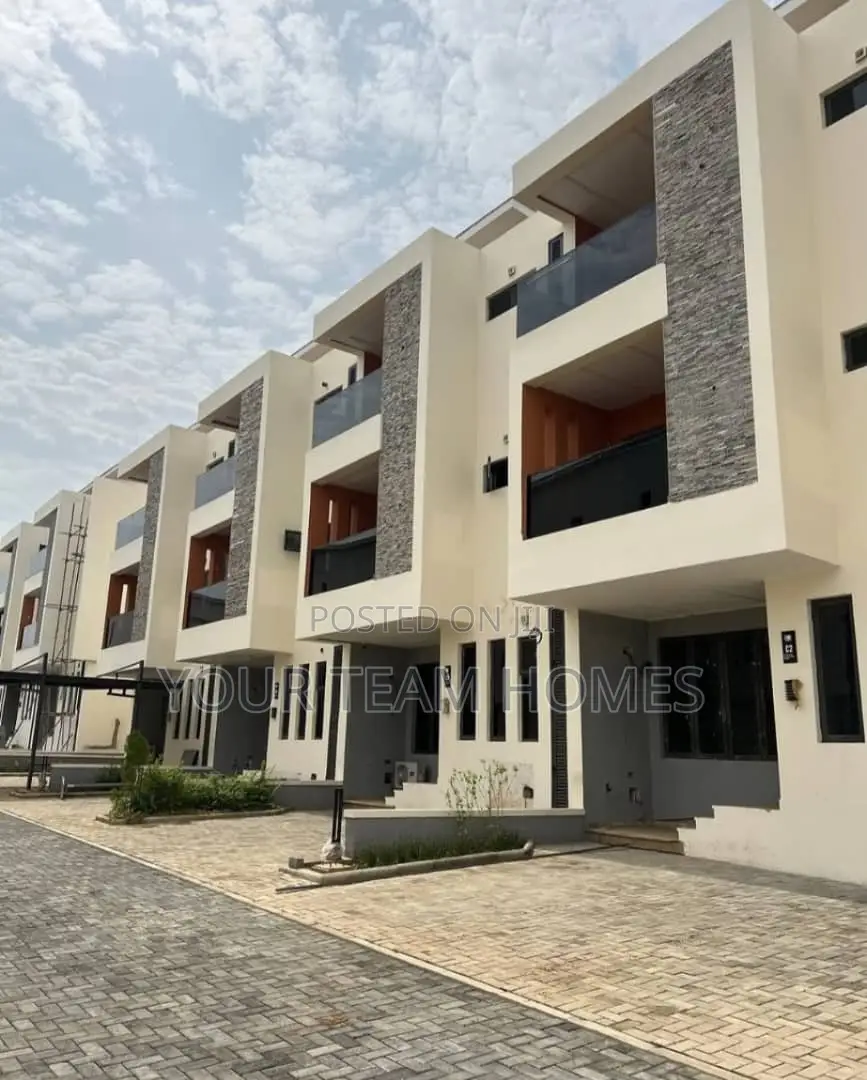 4bdrm Townhouse/Terrace in Life Camp for sale in Life Camp