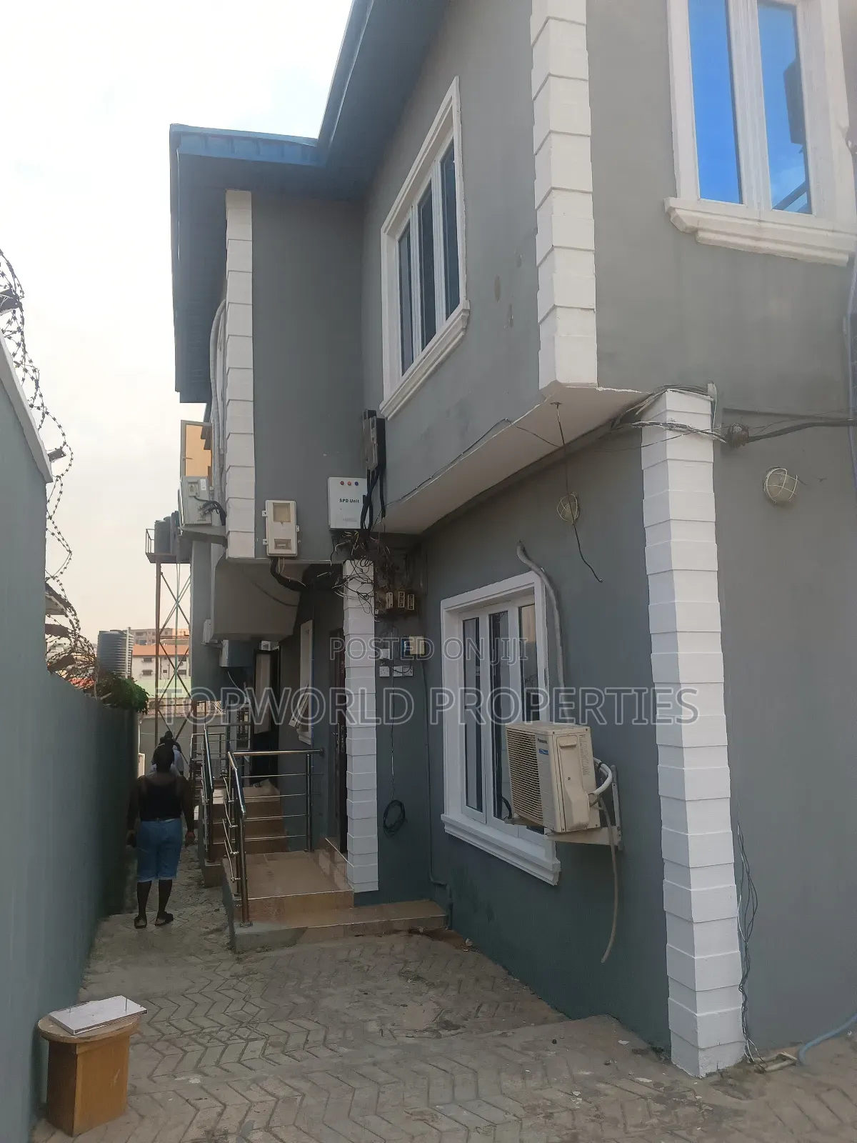 4bdrm Duplex in Alafia Estate Ogba for sale in Ogba