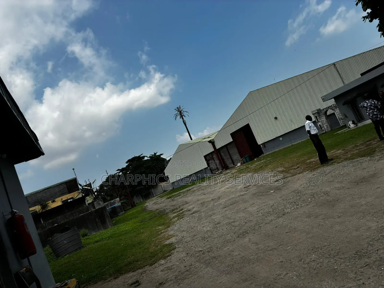 *Warehouse for Lease* 3,800sqft Warehouse Space at Iganmu in Orile-Iganmu