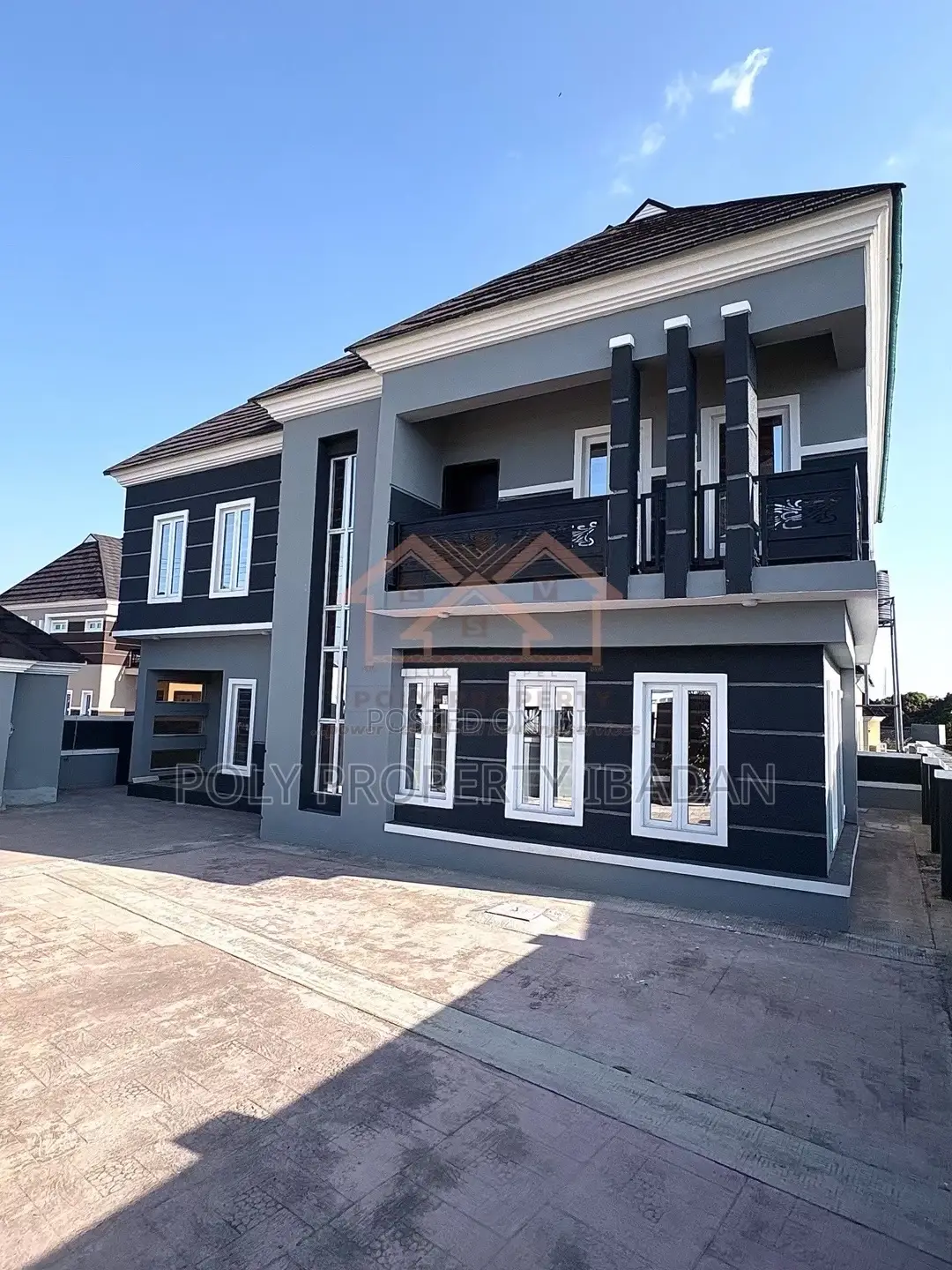 5bdrm Duplex in Bashorun Housing, Ibadan for sale in Ibadan