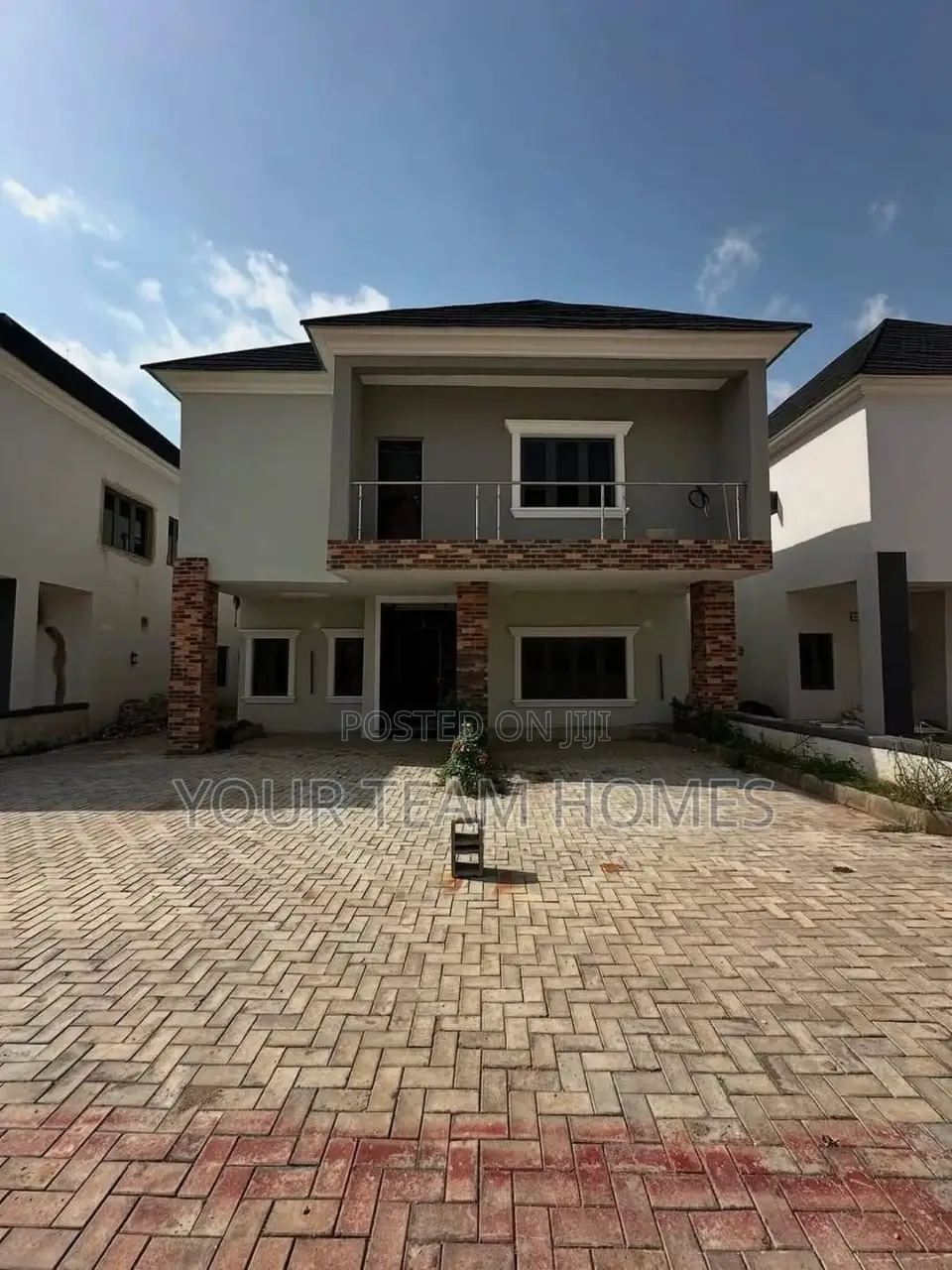 4bdrm Duplex in Jahi Gilmore for sale in Jahi