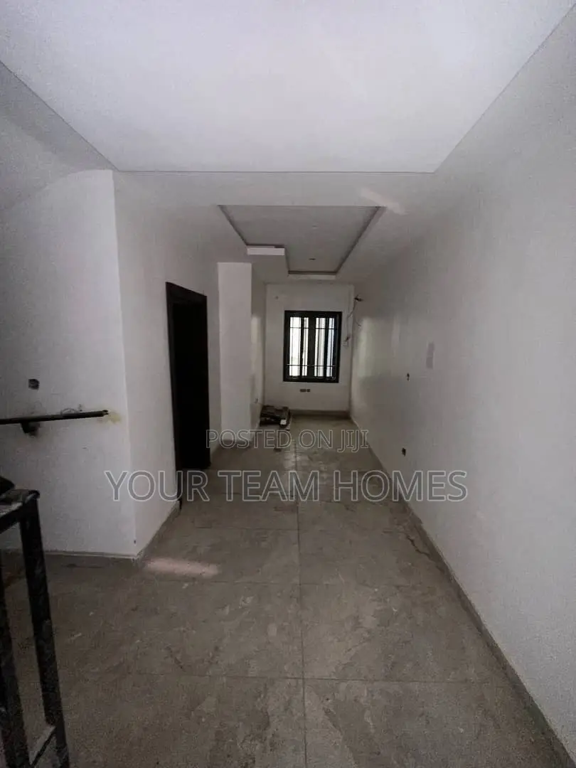 4bdrm Townhouse/Terrace in Garki 2 for sale in Garki 2