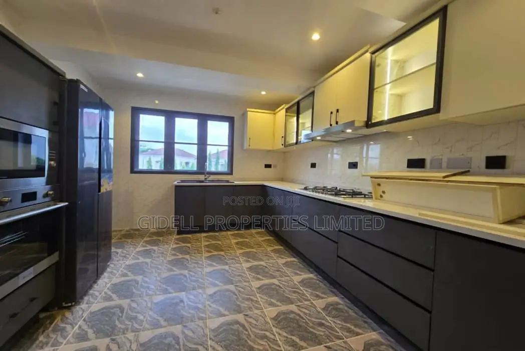 4bdrm Townhouse / Terrace in Wuse 2 for rent in Wuse 2