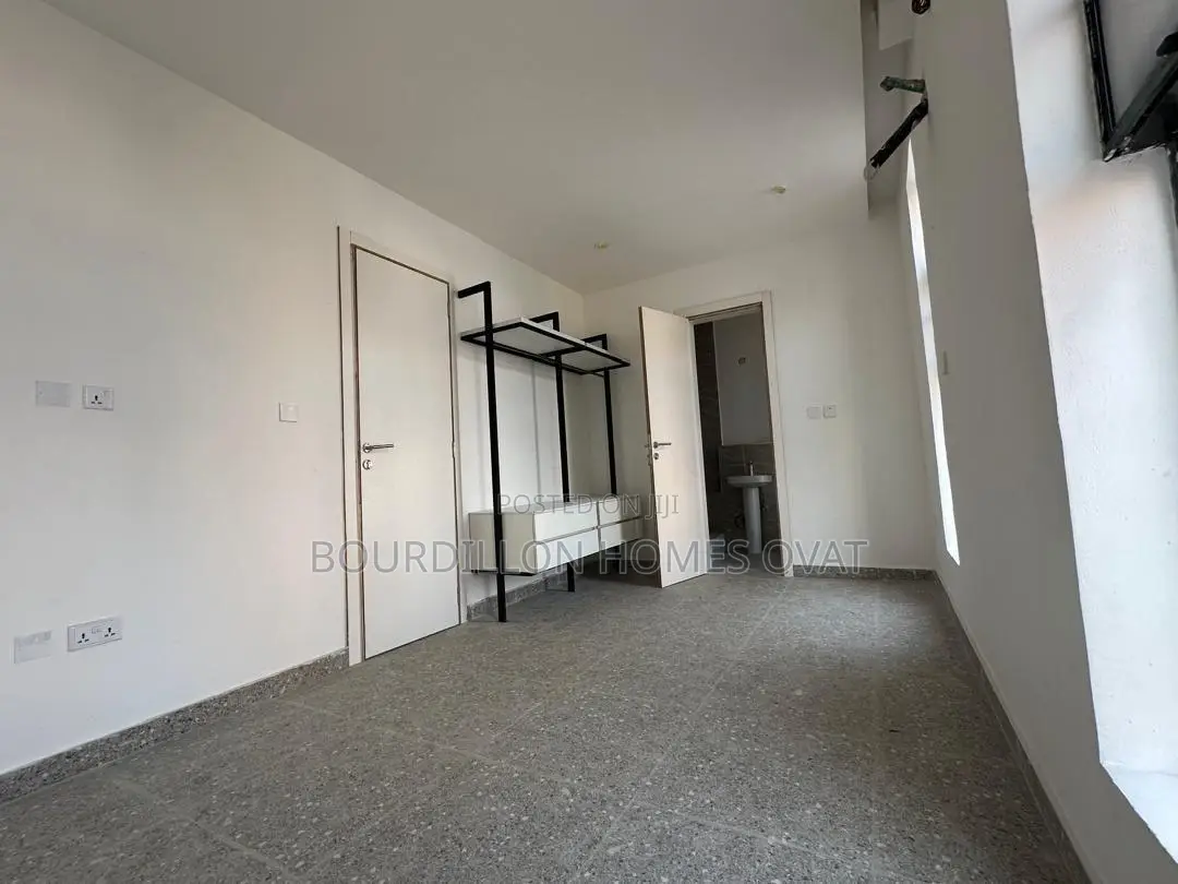 4bdrm Duplex in Ikate for sale in Ikate
