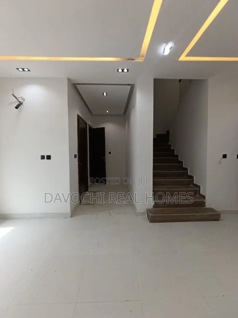 4bdrm Duplex in Freedom Way, Lekki Phase 1 for rent in Lekki Phase 1