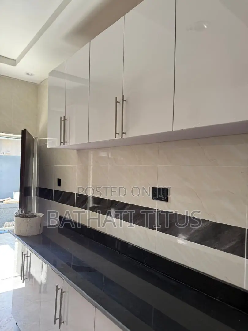 4bdrm Duplex in Paradise Estate, Life Camp for rent in Life Camp
