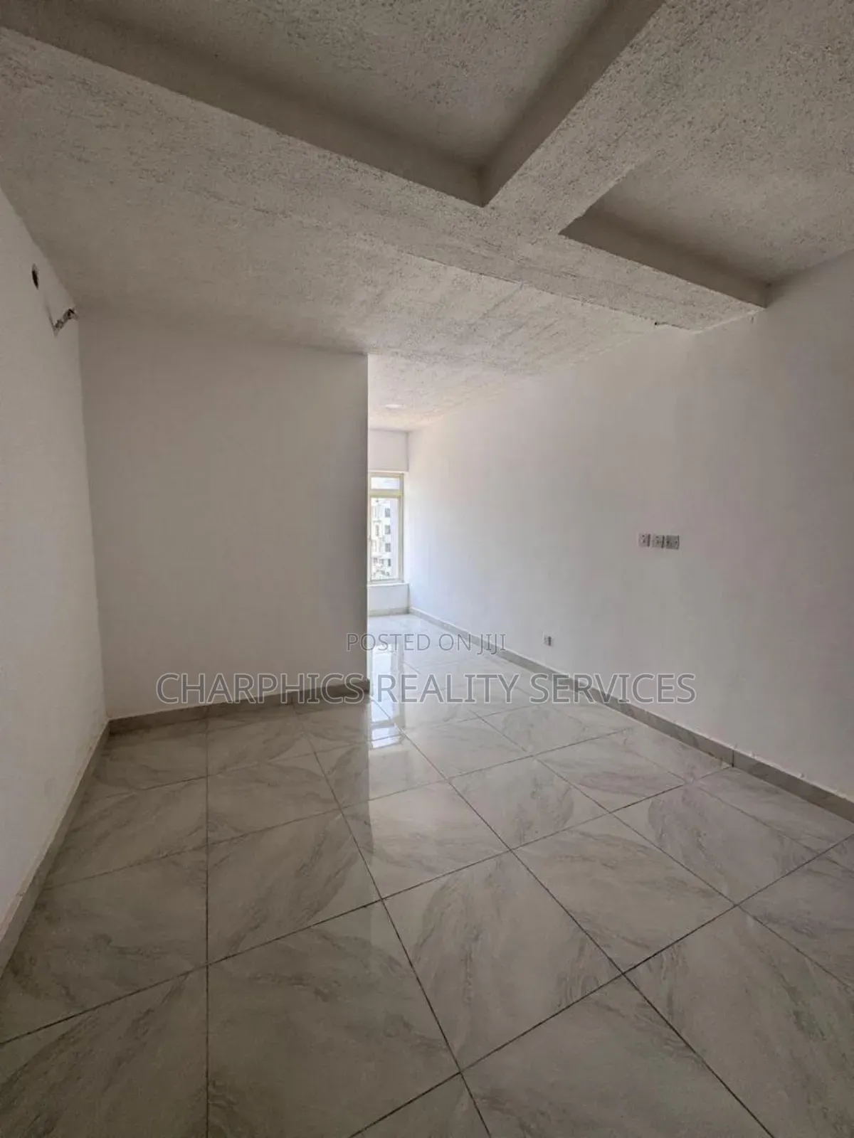 2bdrm Maisonette in Lekki Phase 1 for sale in Lekki Phase 1