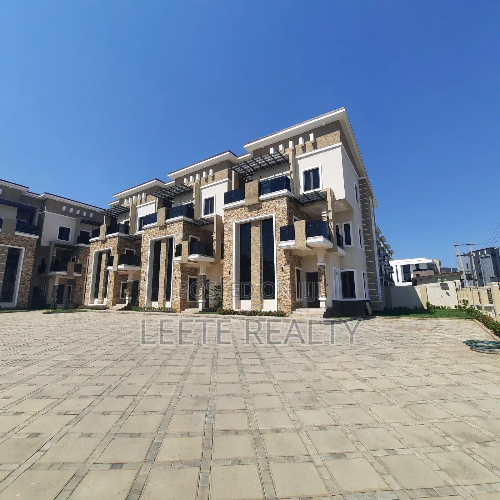 4bdrm Townhouse/Terrace in Jahi for sale in Jahi