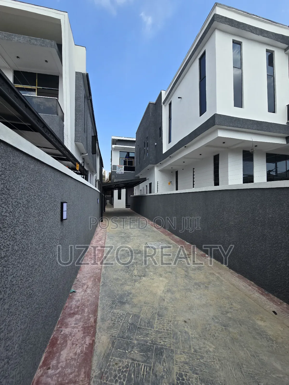 Furnished 4bdrm Duplex in Sangotedo for sale in Sangotedo