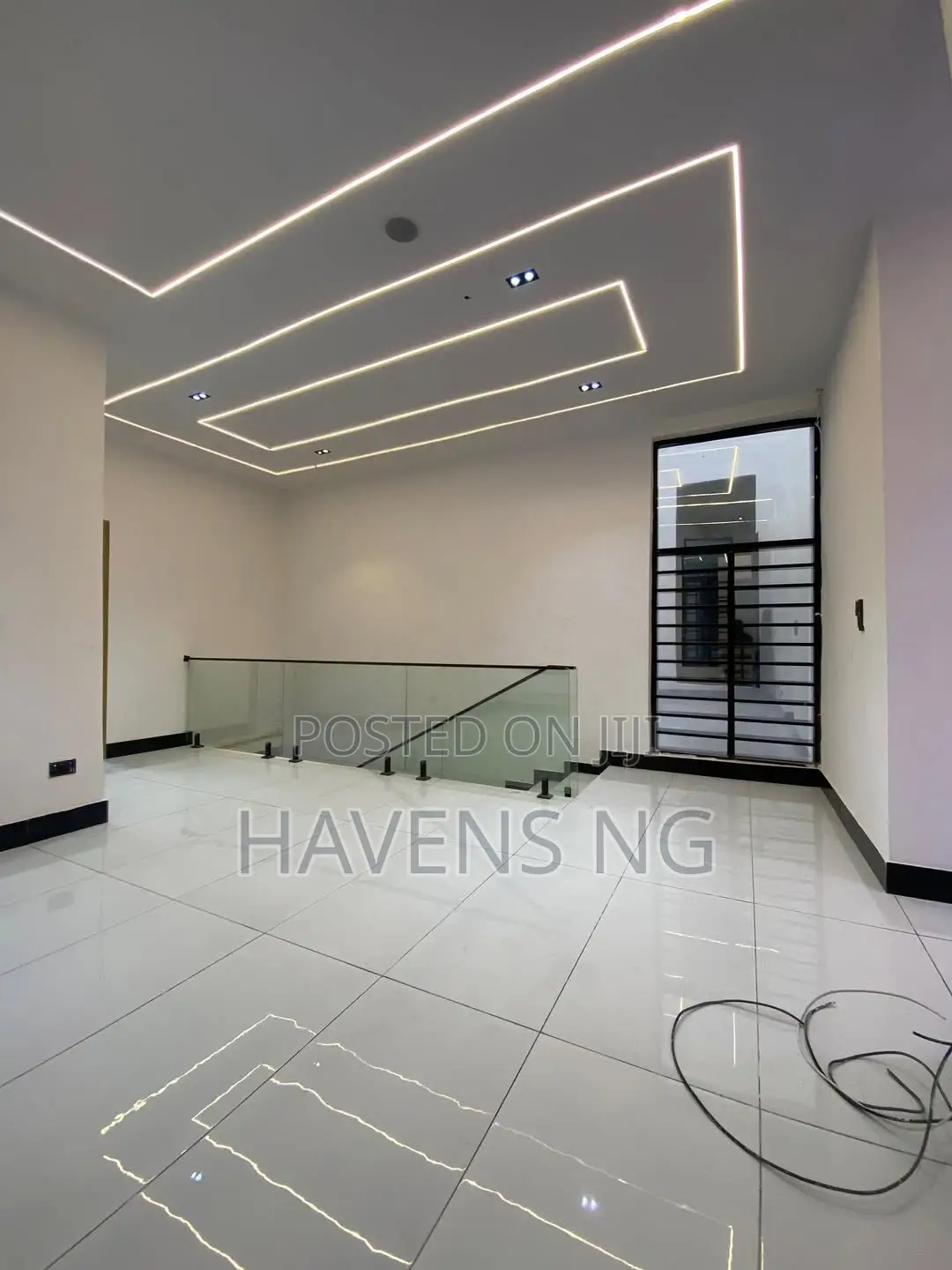 4bdrm Duplex in Off Lekki-Epe Expressway for sale in Off Lekki-Epe Expressway