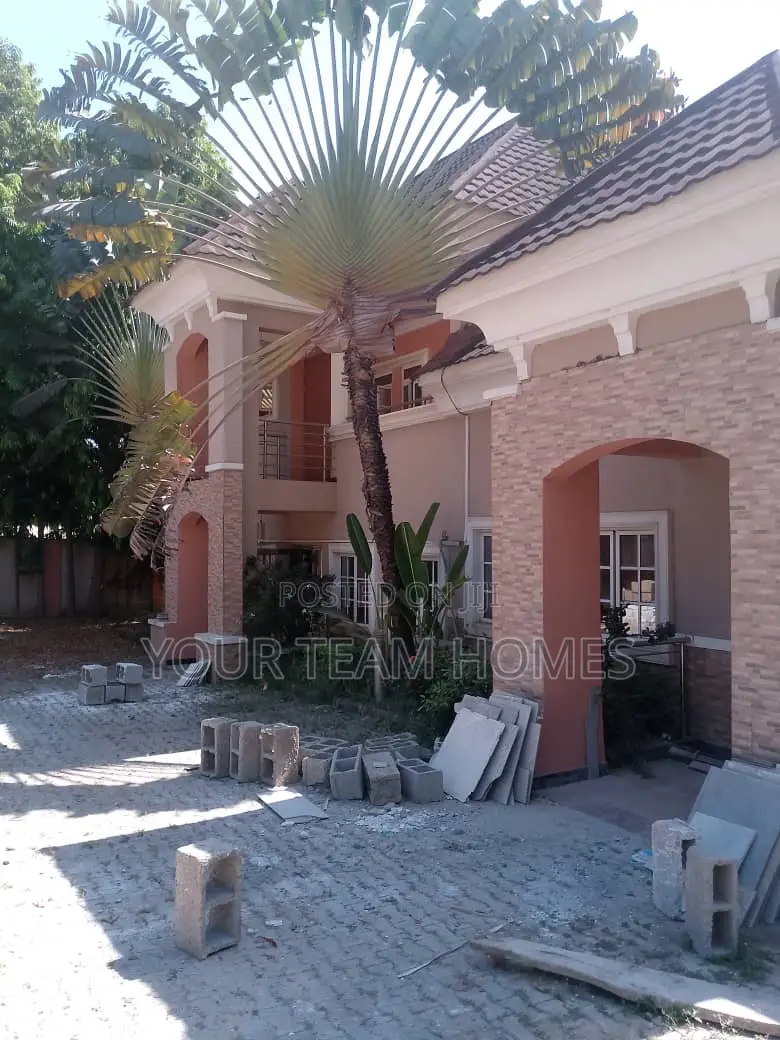 6bdrm Duplex in Maitama for rent in Maitama