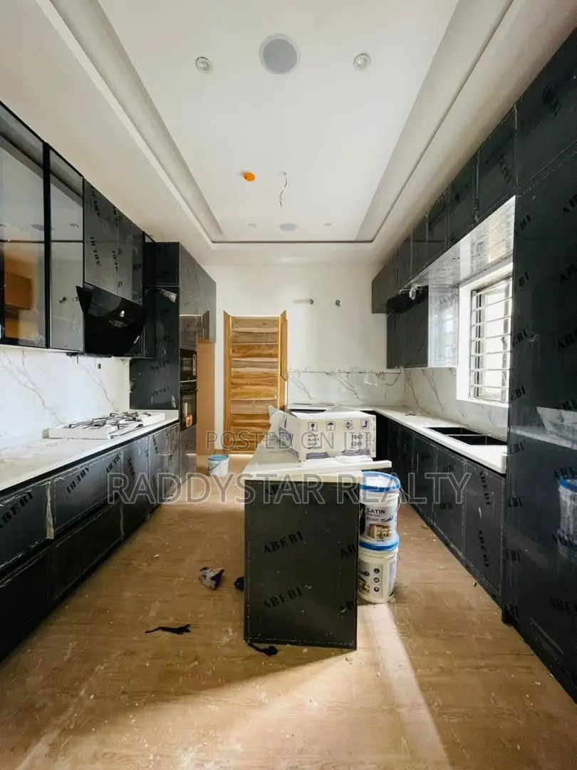 4bdrm Duplex in Magodo for sale in Magodo