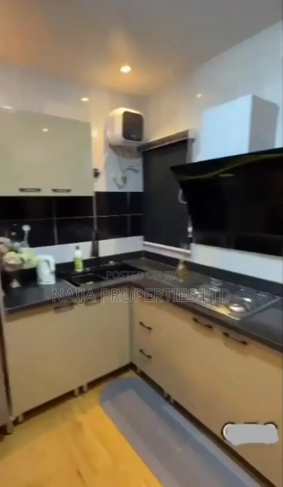 Furnished 3bdrm Apartment in Cadogan Estate, Lekki for rent in Lekki