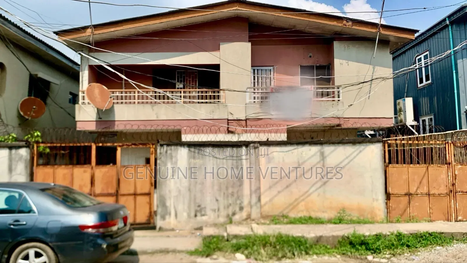 8bdrm Block of Flats in Yaba for sale in Yaba