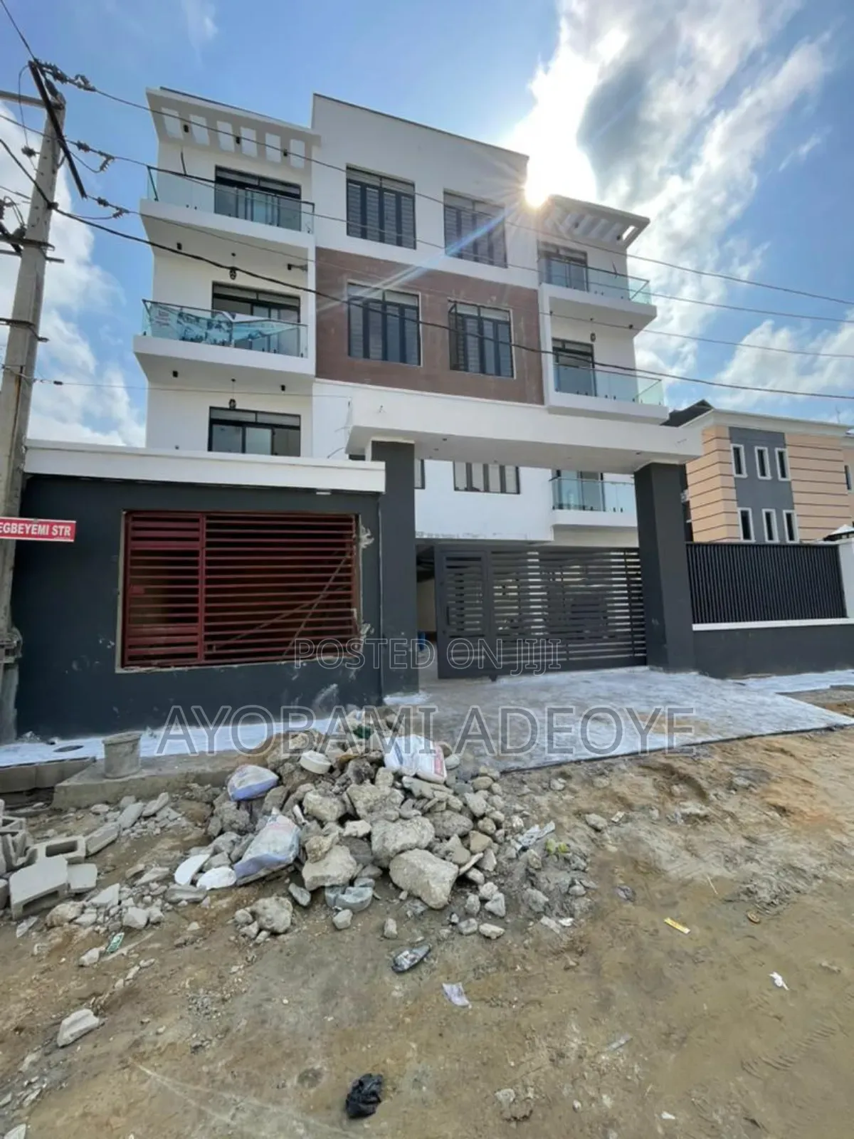 2bdrm Apartment in Lekki Phase 1 for sale in Lekki Phase 1