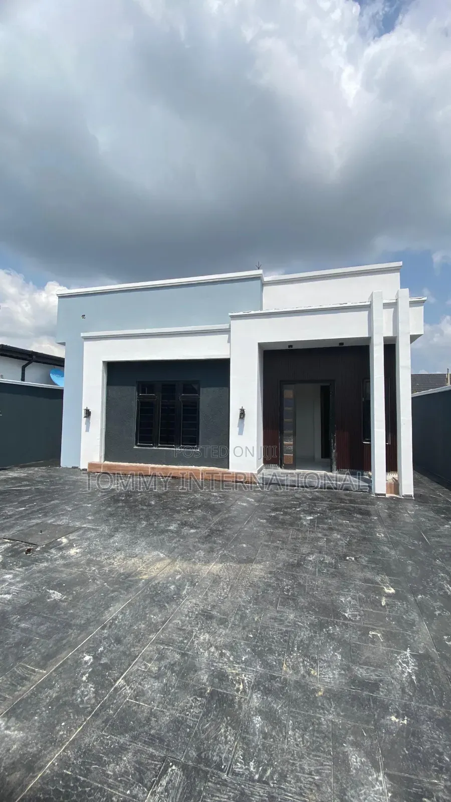 4bdrm Bungalow in Omachi Estate, Port-Harcourt for sale in Port-Harcourt