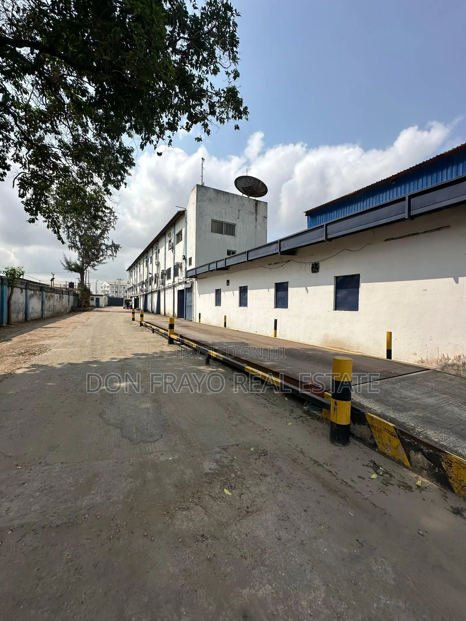 Warehouse /Factory on 14,804 SQM for Sale Off Billings Way Ikeja Lagos in Ikeja
