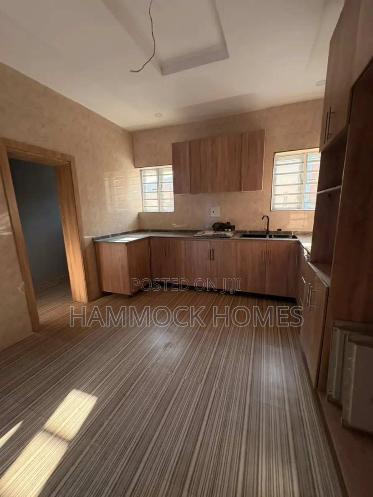 6bdrm Duplex in Airforce Estate, Akobo for sale in Akobo