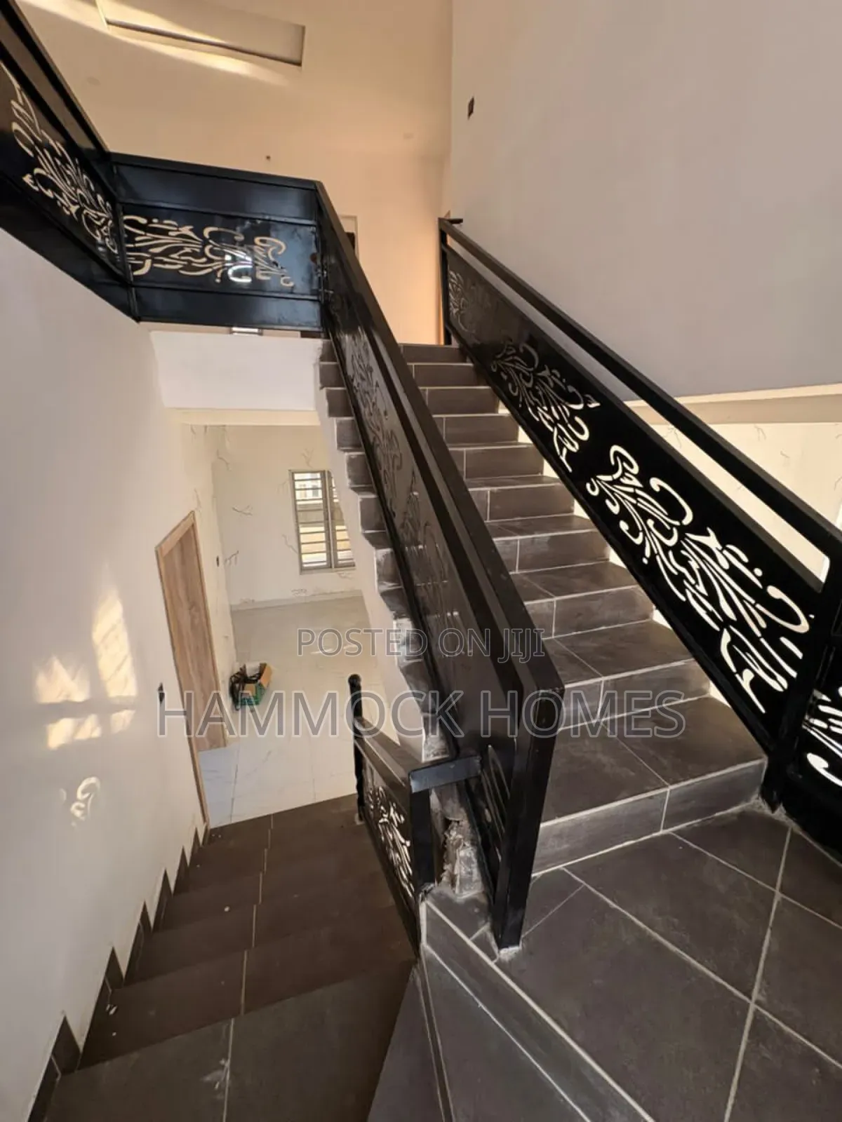 6bdrm Duplex in Airforce Estate, Akobo for sale in Akobo