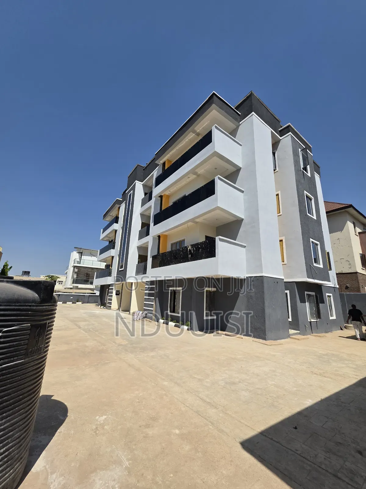 3bdrm Apartment in Wuye for sale in Wuye