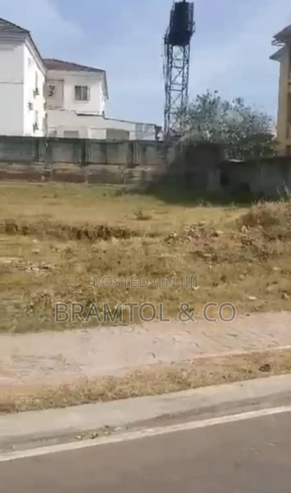 Distress 1300sqm Wuye Residential C of O Plot in Wuye