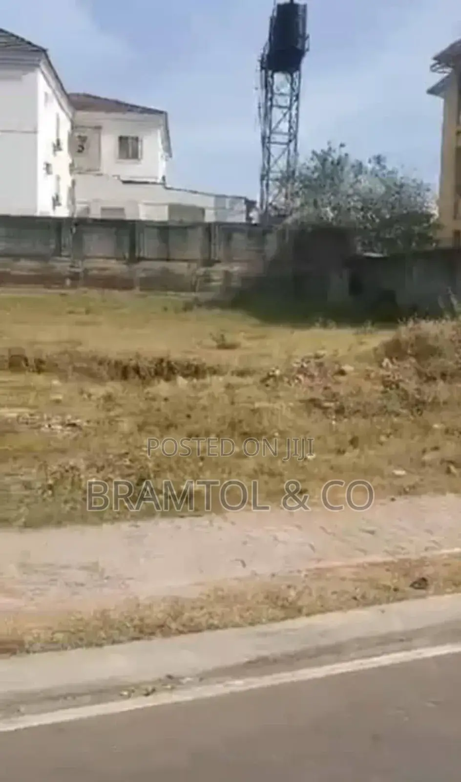 Distress 1300sqm Wuye Residential C of O Plot in Wuye