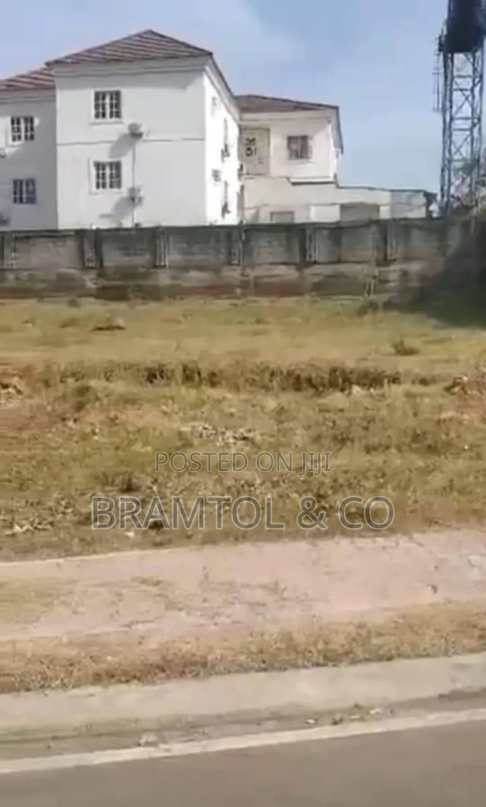 Distress 1300sqm Wuye Residential C of O Plot in Wuye
