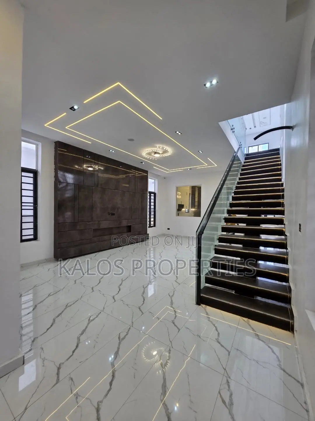5bdrm Duplex in Ajah Lekki Lagos for sale in Ado / Ajah