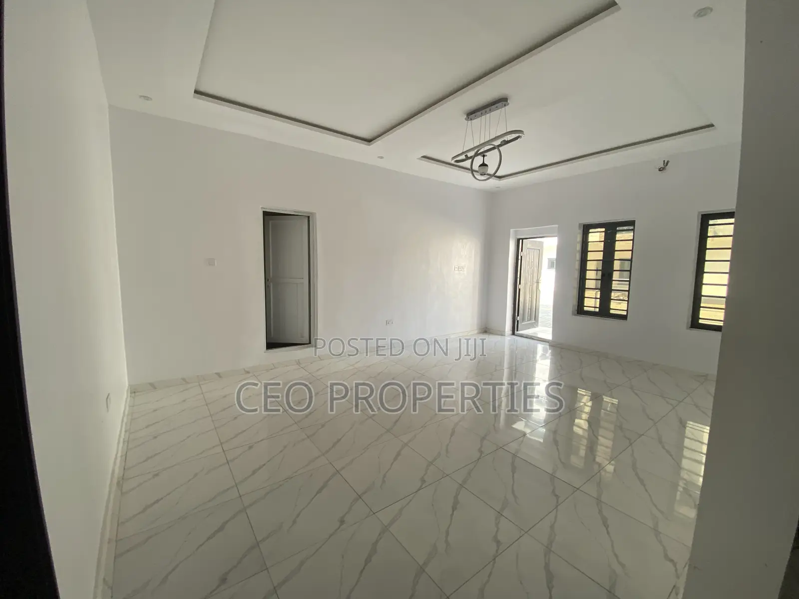 2bdrm Block of Flats in Scheme2/Mobil Rd, Ilaje / Lekki for sale in Ilaje / Lekki