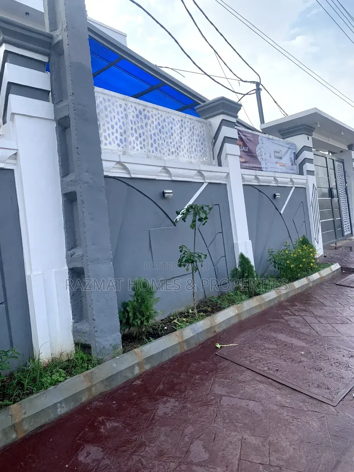 4bdrm Duplex in Medina for sale in Medina