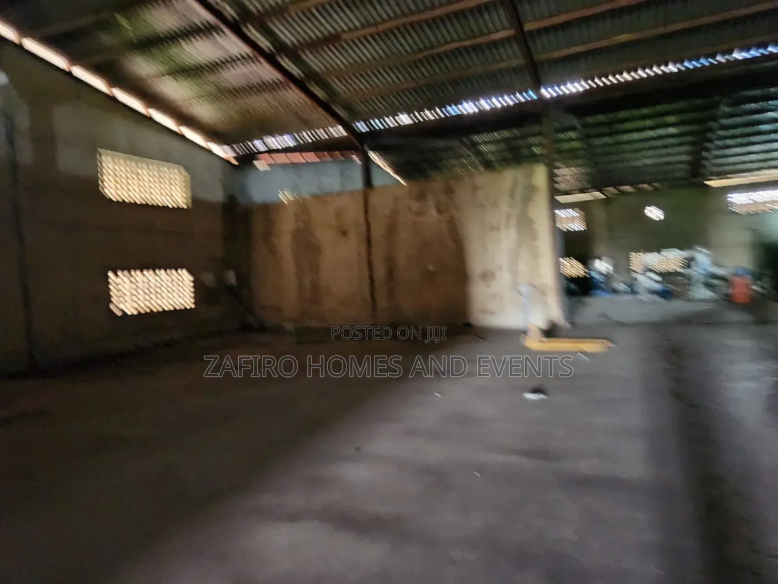 2750m2 Warehouse at Podo on Old Lagos Ibadan Expressway Ib for Lease in Ibadan