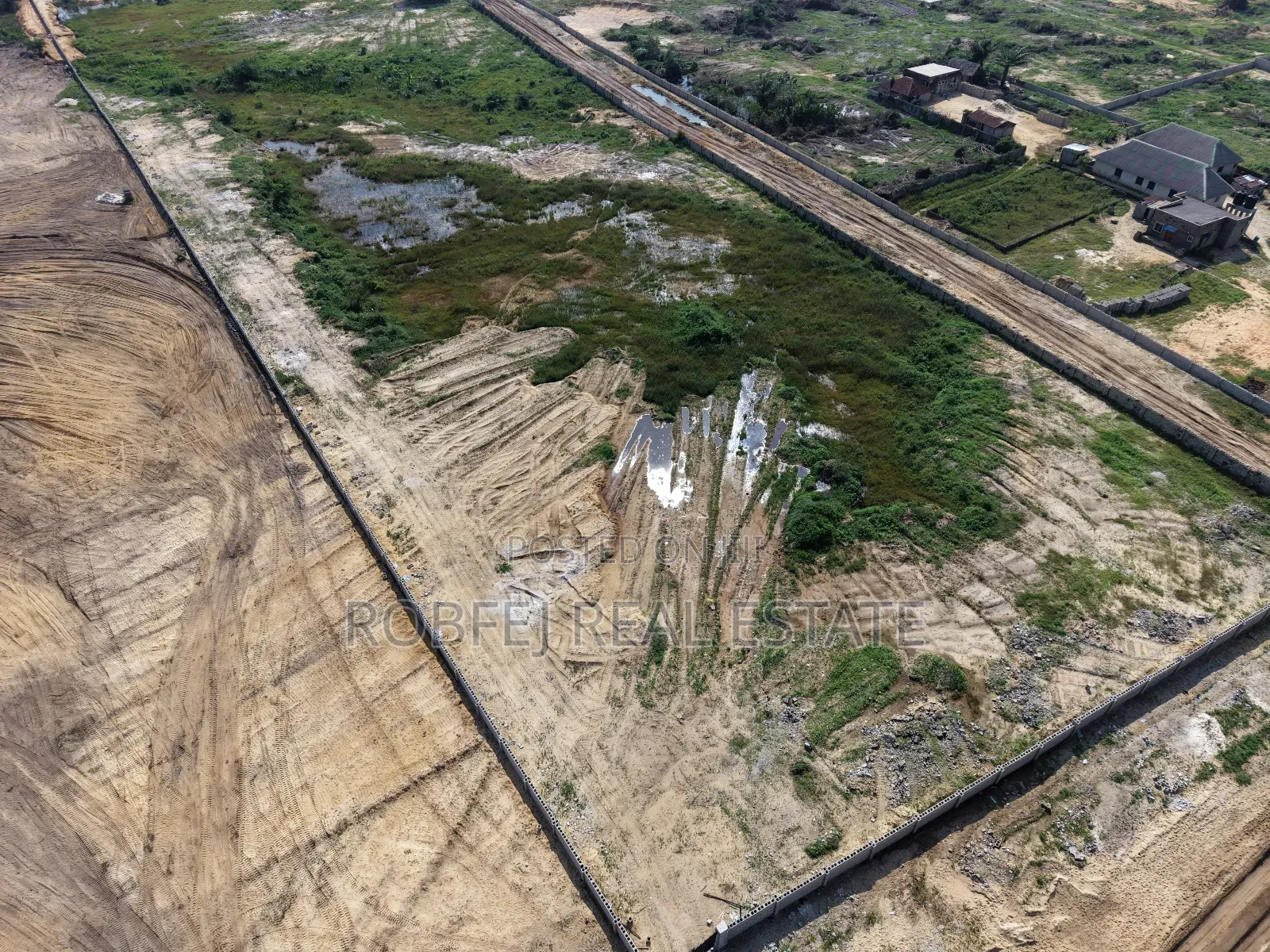 Prime Land Facing Proposed 8 Lanes Expressway in Elerangbe