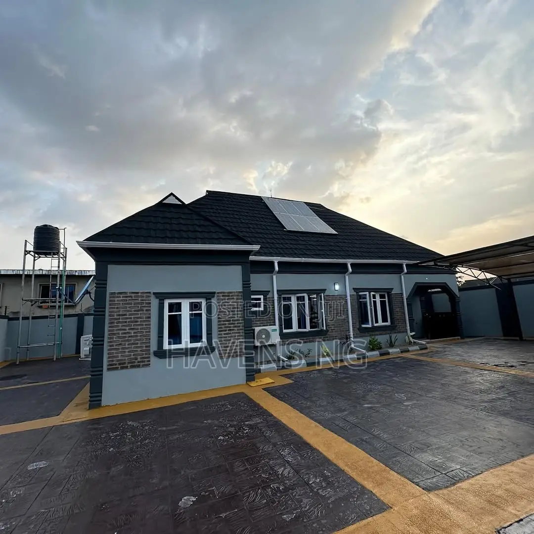 3bdrm Bungalow in Jericho for sale in Jericho