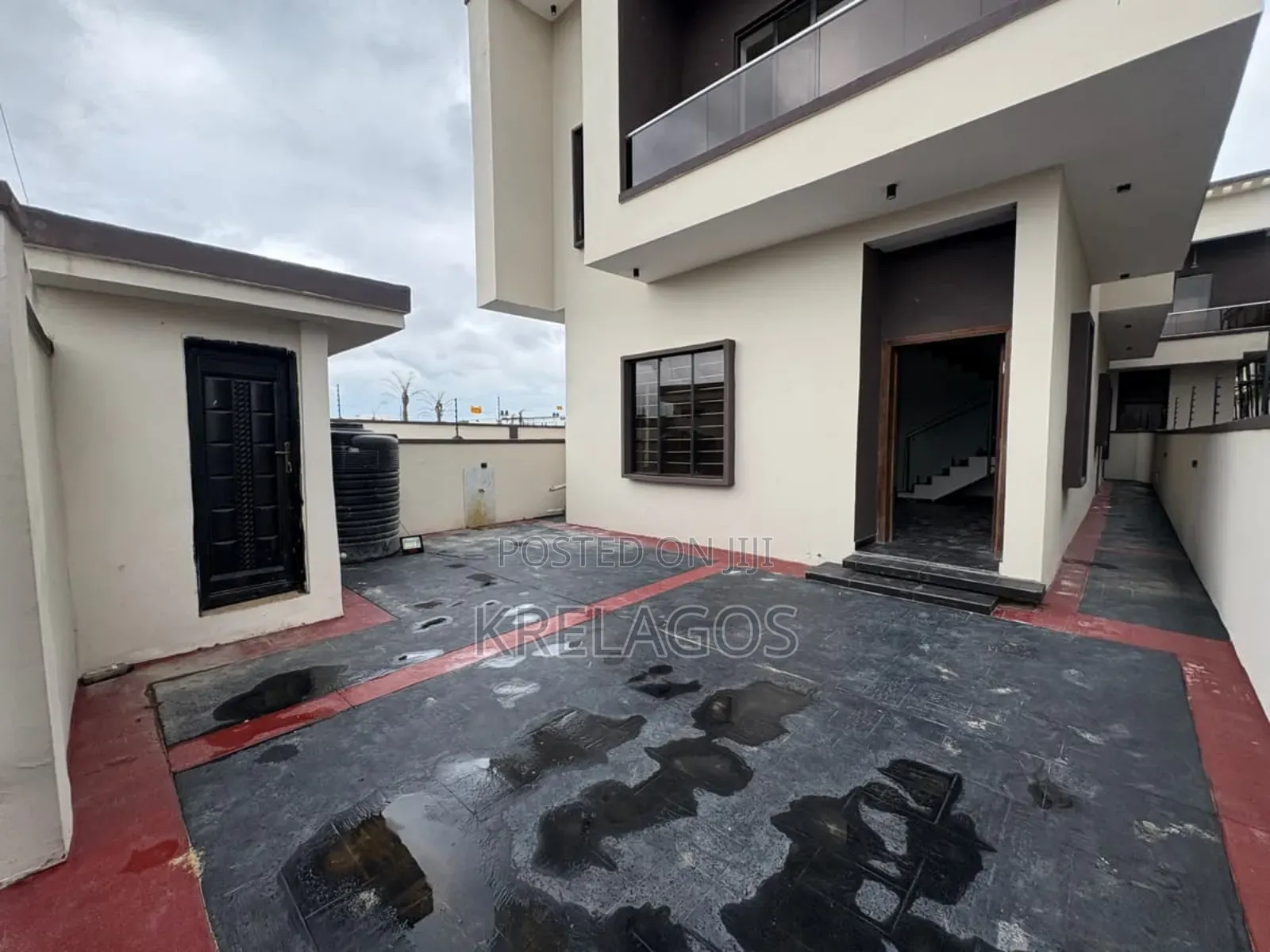 4bdrm Duplex in Abraham Adesanya, Off Lekki-Epe Expressway for sale in Off Lekki-Epe Expressway