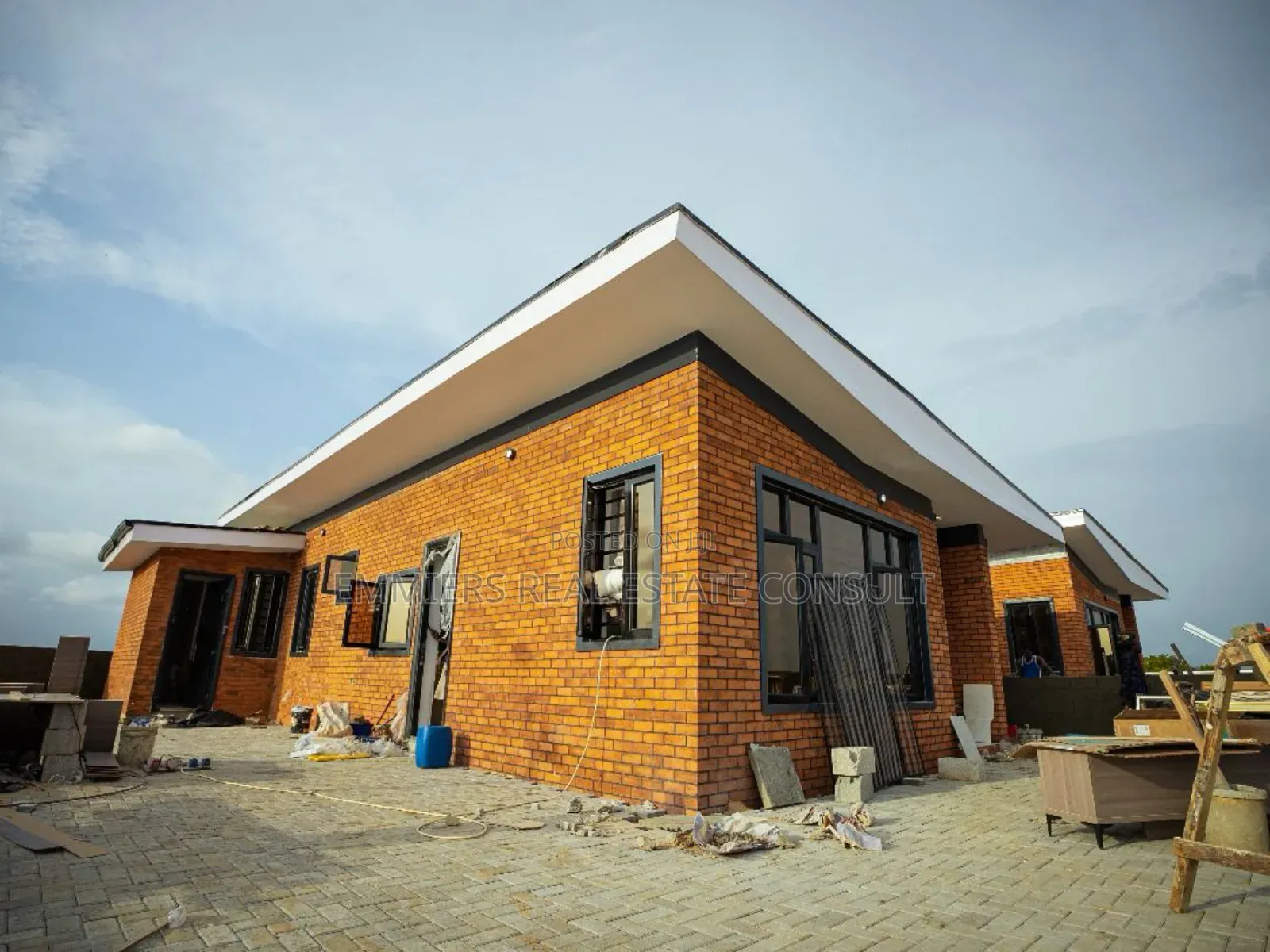 Furnished 3bdrm Bungalow in Emmiers Estate, Ayetoro for sale in Ayetoro
