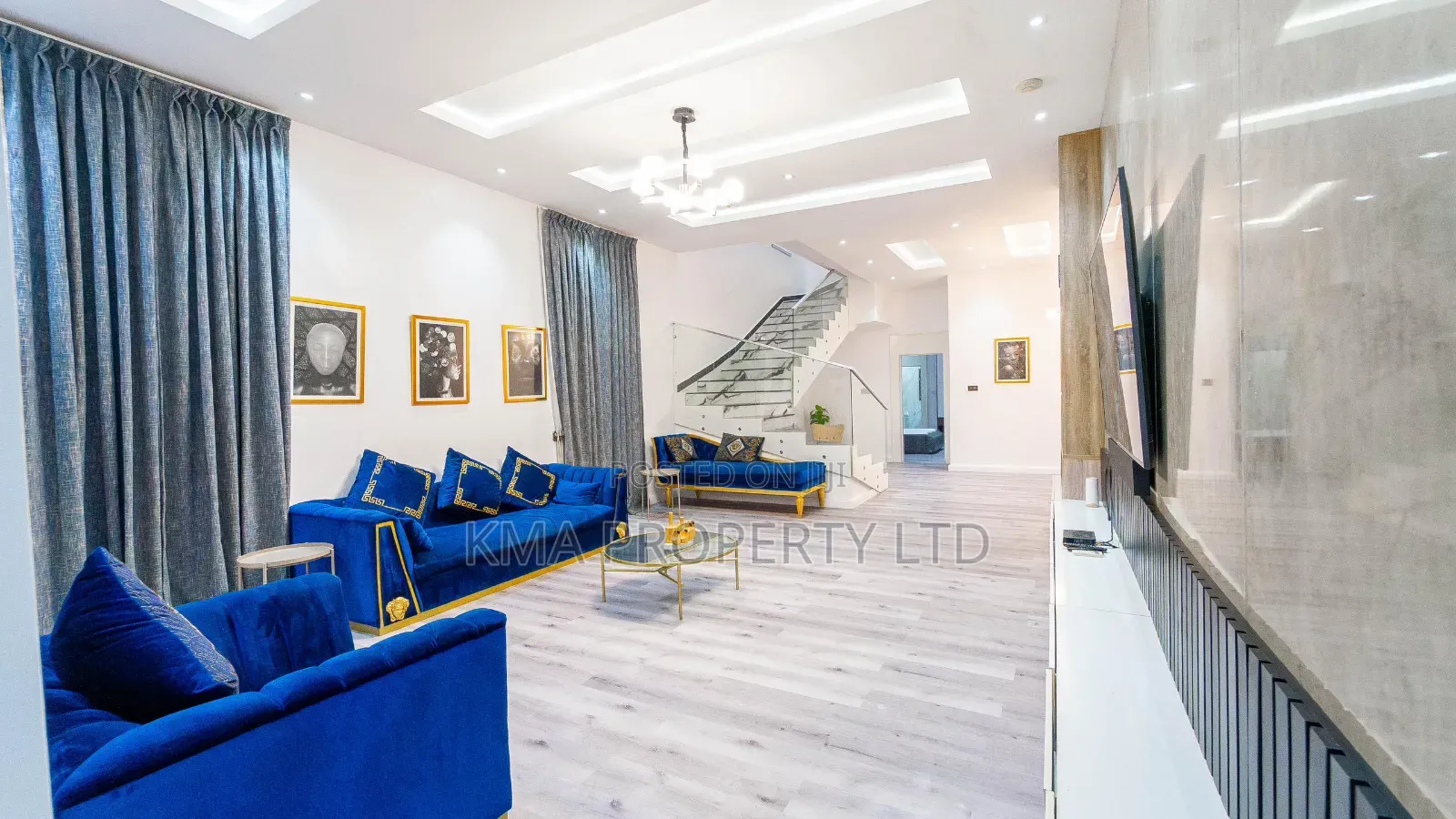 Luxurious 5 Bedroom Self Compound With Private Pool in Ikate