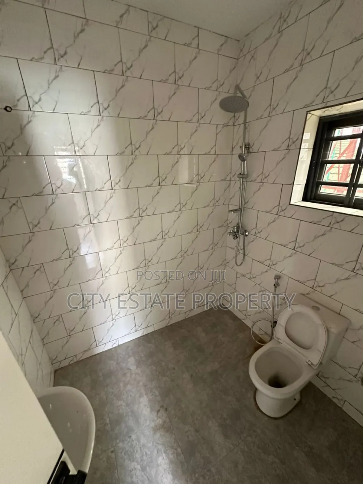 Furnished 8bdrm Block of Flats in Igburu Assembly, Port-Harcourt in Port-Harcourt