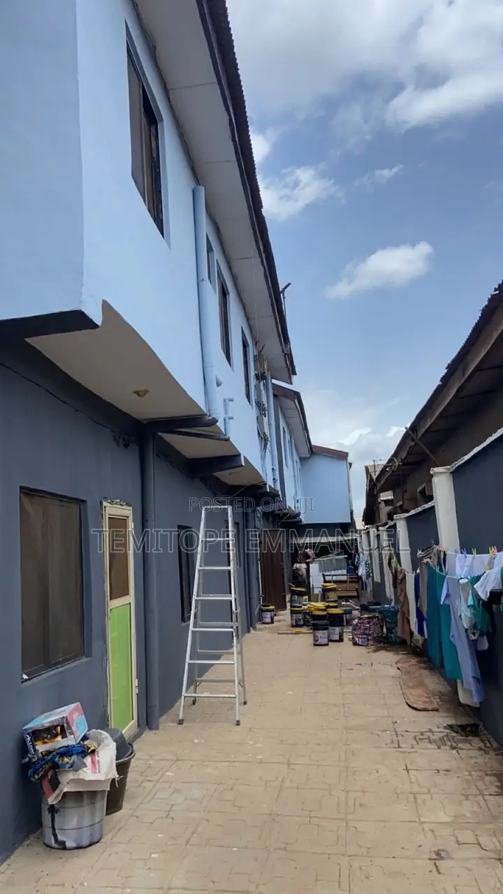 Furnished 15bdrm Apartment in Ekoro Junction, for sale in Abule Egba