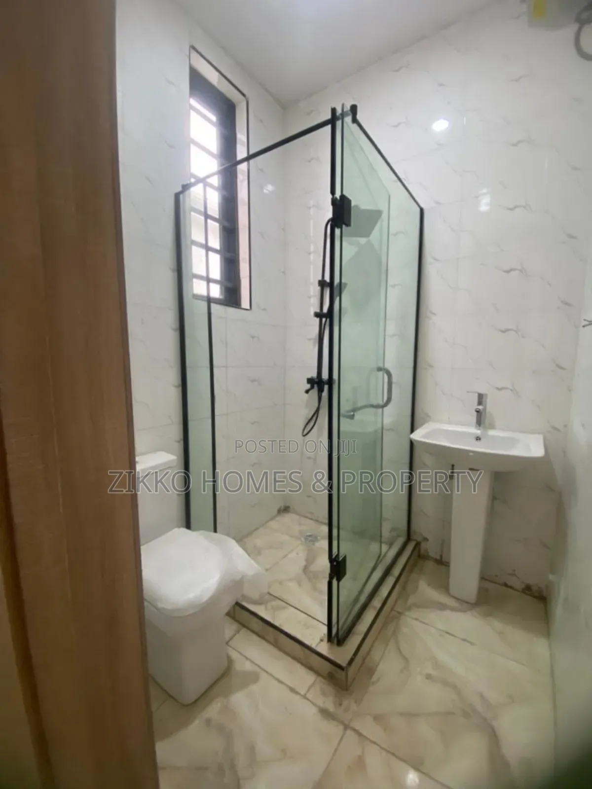 3bdrm Townhouse/Terrace in Ajah, Lekki for sale in Lekki