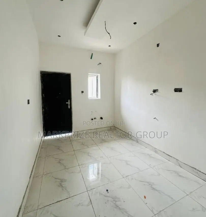 3bdrm Apartment in Gbagada Lagos for sale in Gbagada