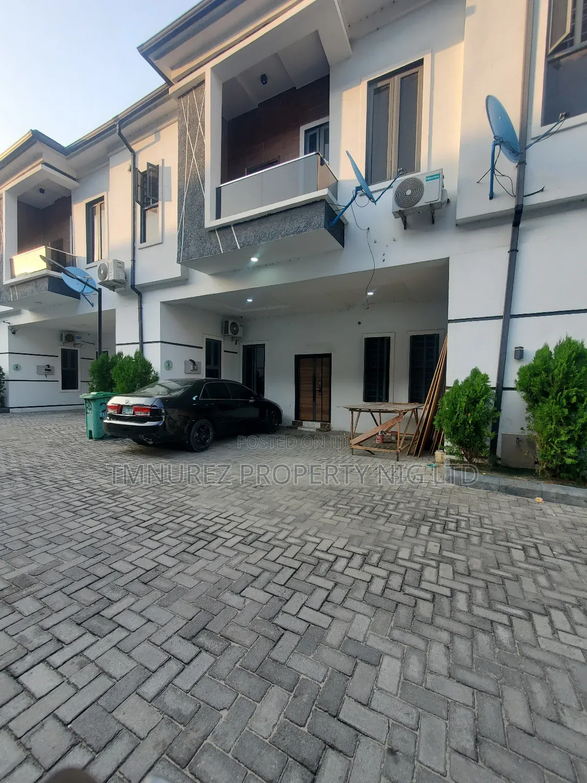 Furnished Studio Apartment in Orchild, Chevron for rent in Chevron
