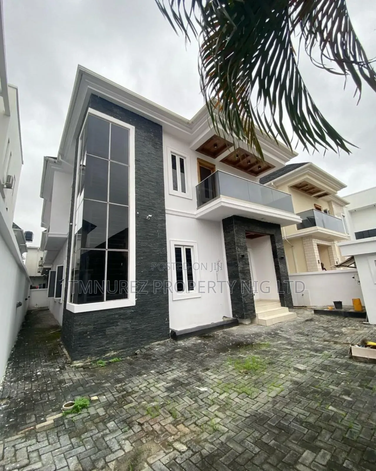 Studio Apartment in Osapa London, Chevron for rent in Chevron