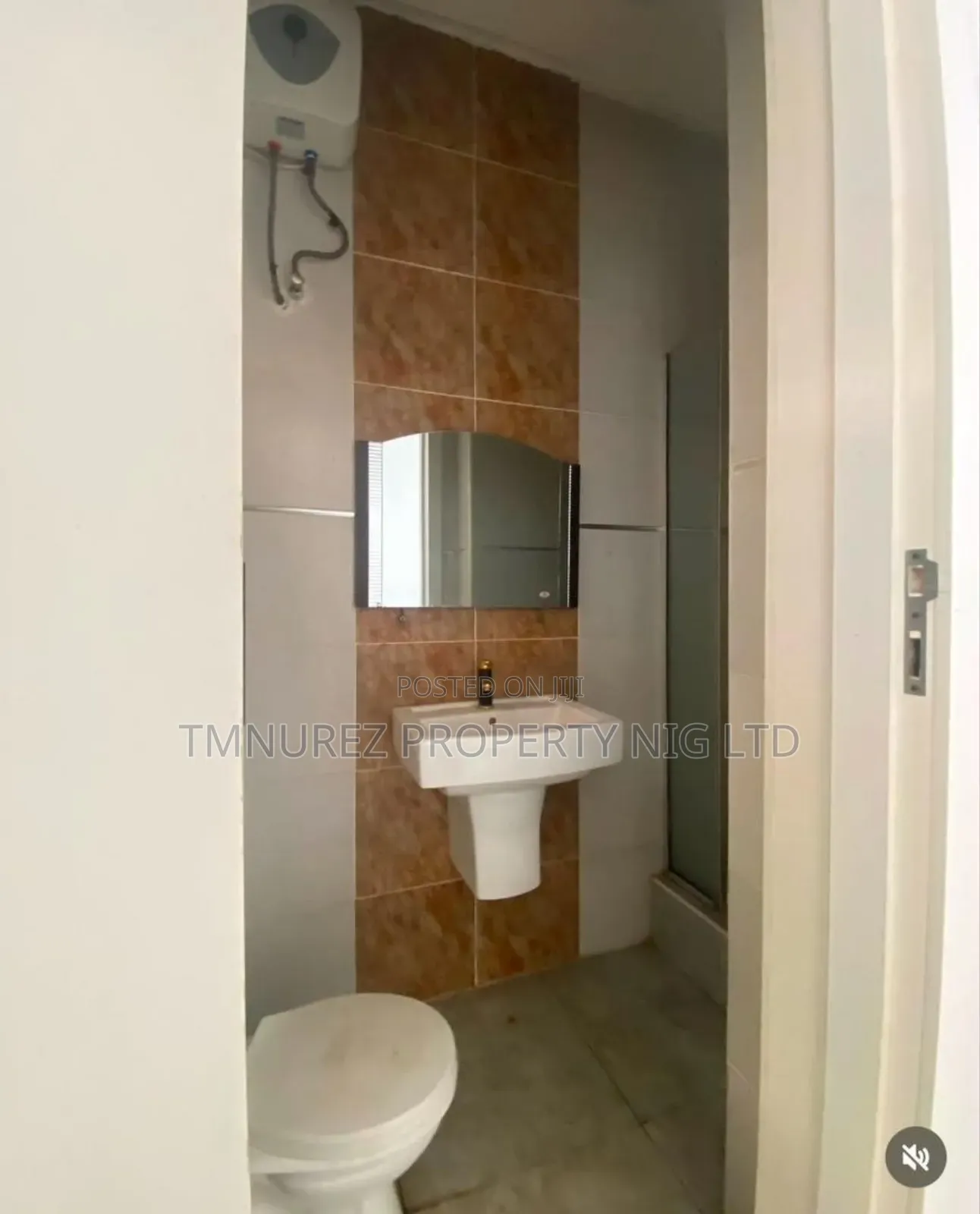 Studio Apartment in Osapa London, Chevron for rent in Chevron