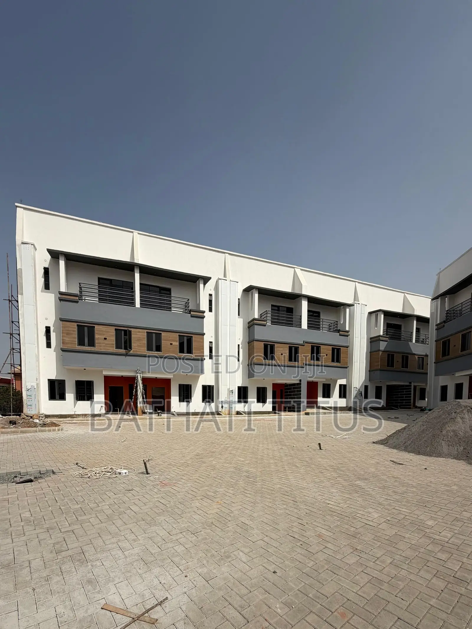 4bdrm Duplex in Wuye for sale in Wuye