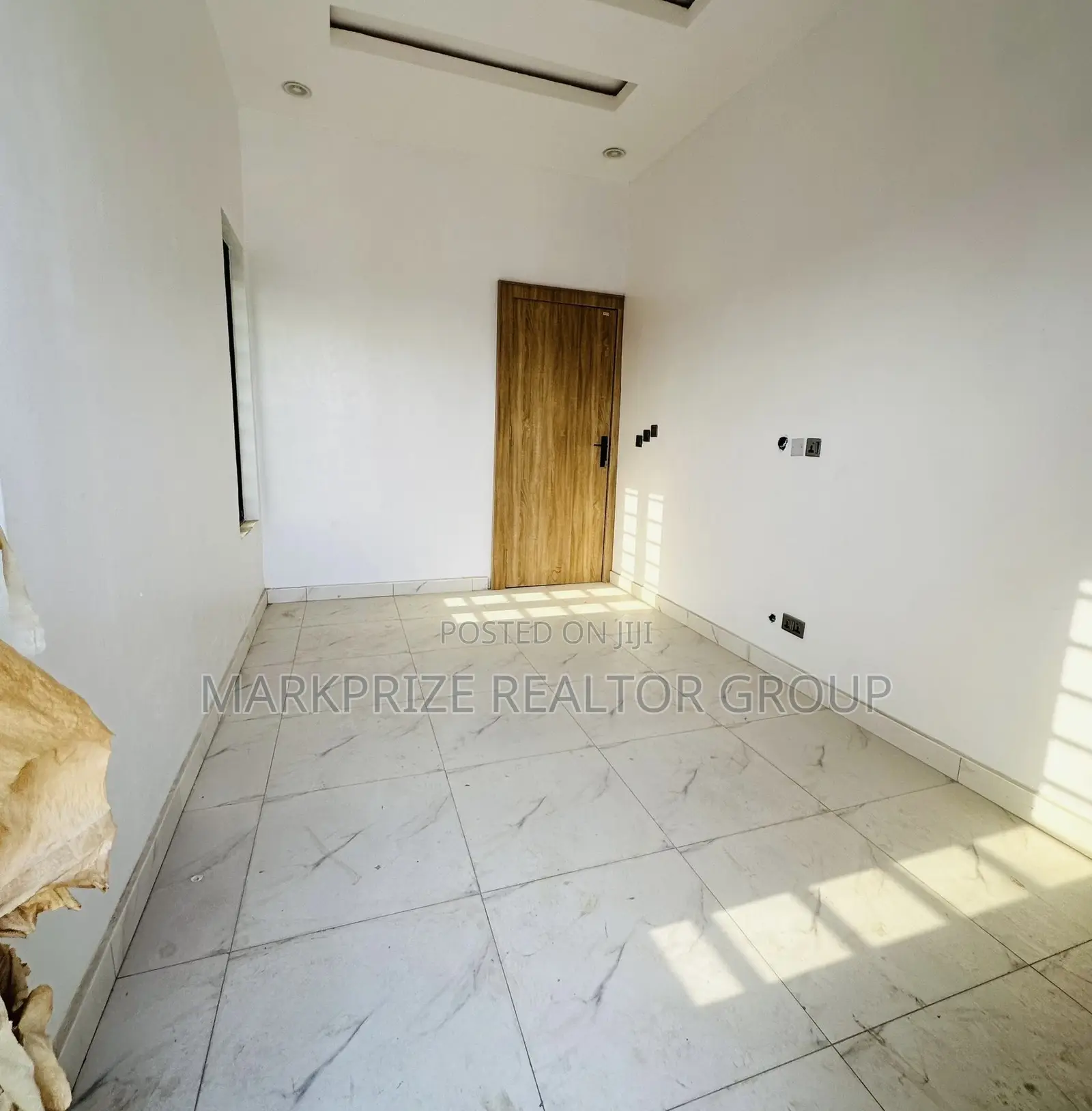 4bdrm Duplex in Maryland for sale in Maryland